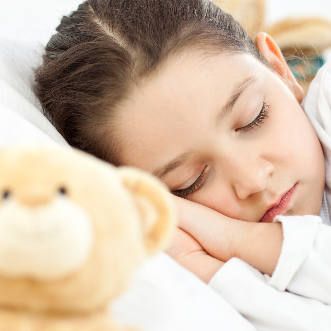 ￼¿Por qué es importante regular el sueño de los niños/as y adolescentes?